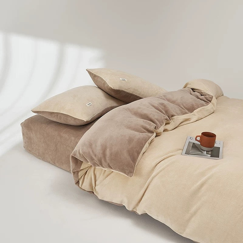 Minimal Milk Velvet 4PCS Bedding Set | Latte Serenity· The Dual-Tone Poem | Warm, Soft & Anti-Static | Soft, Warm & Anti-Static| SleepNest Bedding