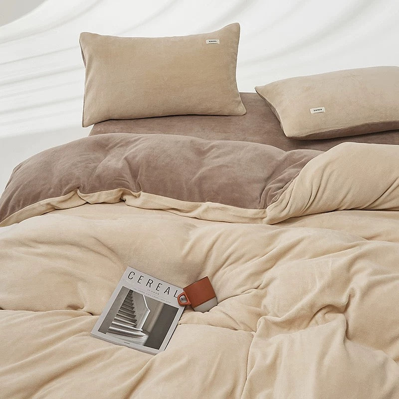 Minimal Milk Velvet 4PCS Bedding Set | Latte Serenity· The Dual-Tone Poem | Warm, Soft & Anti-Static | Soft, Warm & Anti-Static| SleepNest Bedding